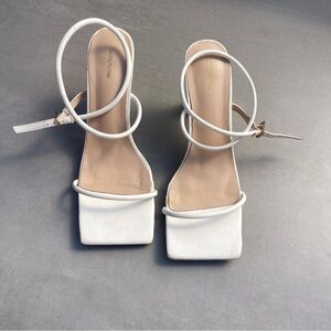 White Square Toe Heel